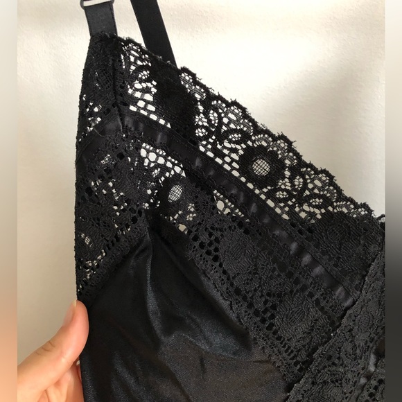 KASARA silky and lace vintage slip dress - Picture 2 of 7